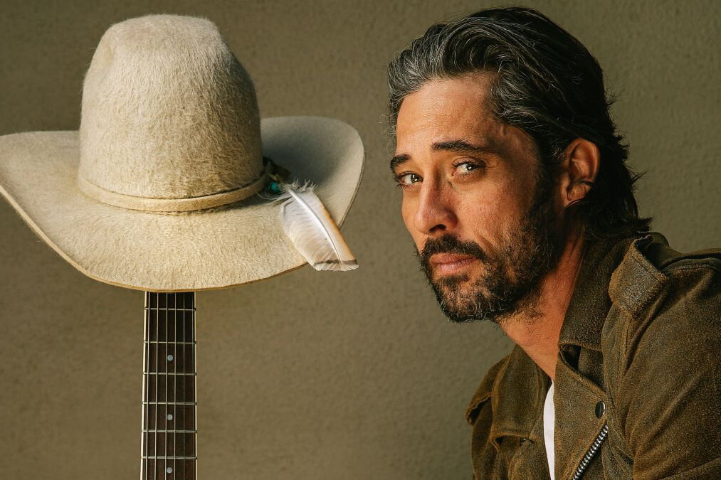 Everything on Ryan Bingham, Age, Wife, Family, Height, Wiki, Net Worth